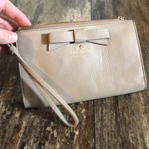 Small Kate Spade Wristlet
